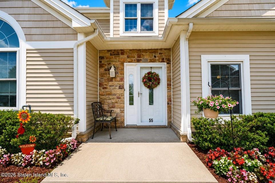 55 Topside Lane Castleton Corners Brooklyn NY 10309