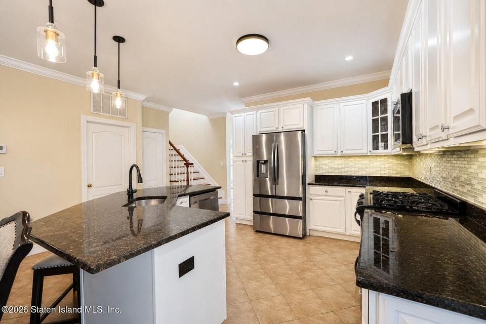 55 Topside Lane Castleton Corners Brooklyn NY 10309
