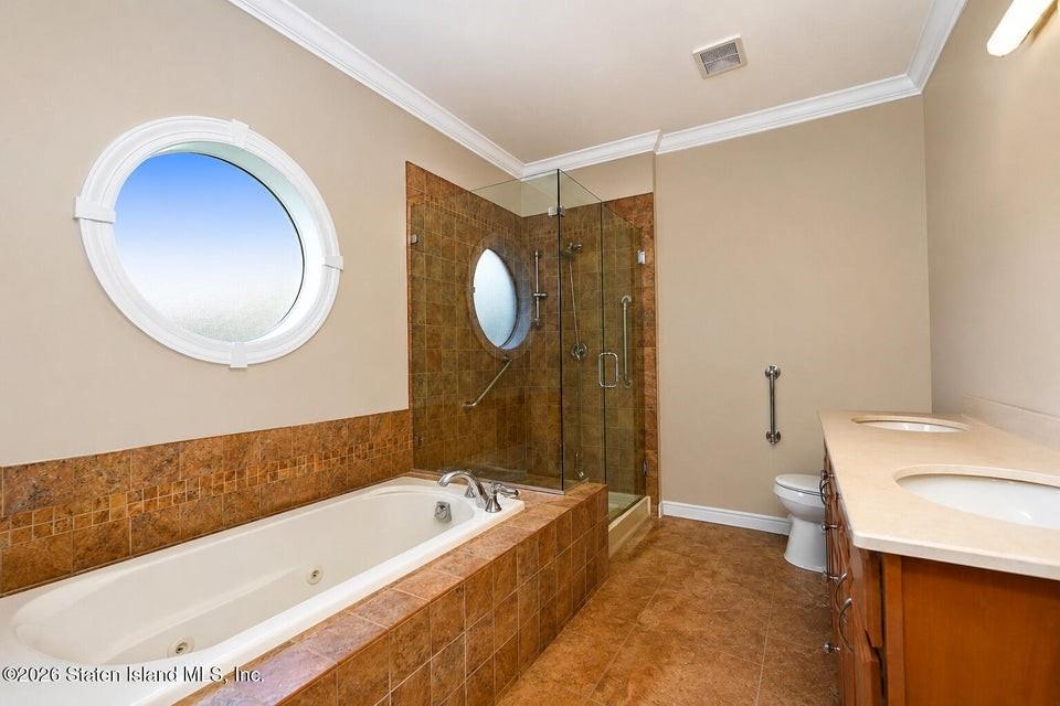55 Topside Lane Castleton Corners Brooklyn NY 10309