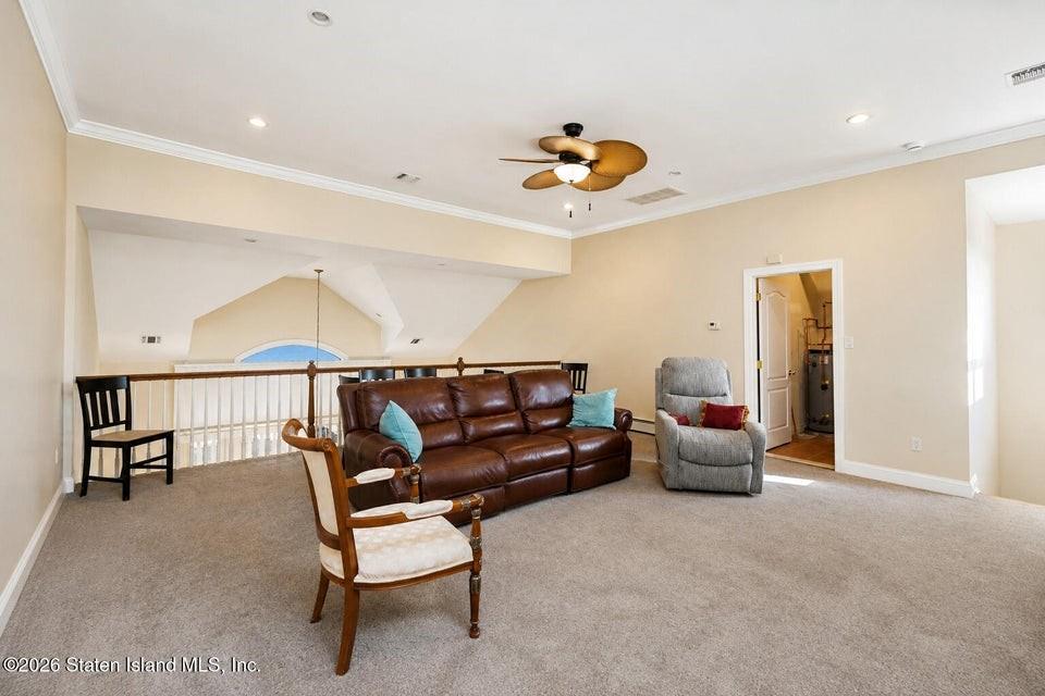 55 Topside Lane Castleton Corners Brooklyn NY 10309