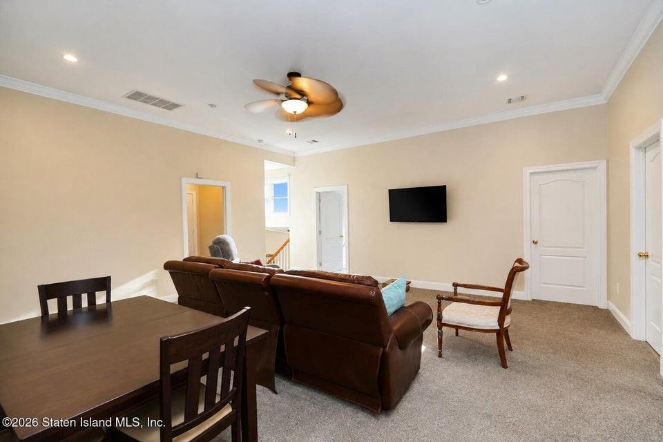 55 Topside Lane Castleton Corners Brooklyn NY 10309
