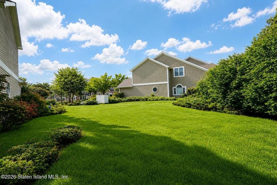 55 Topside Lane Castleton Corners Brooklyn NY 10309