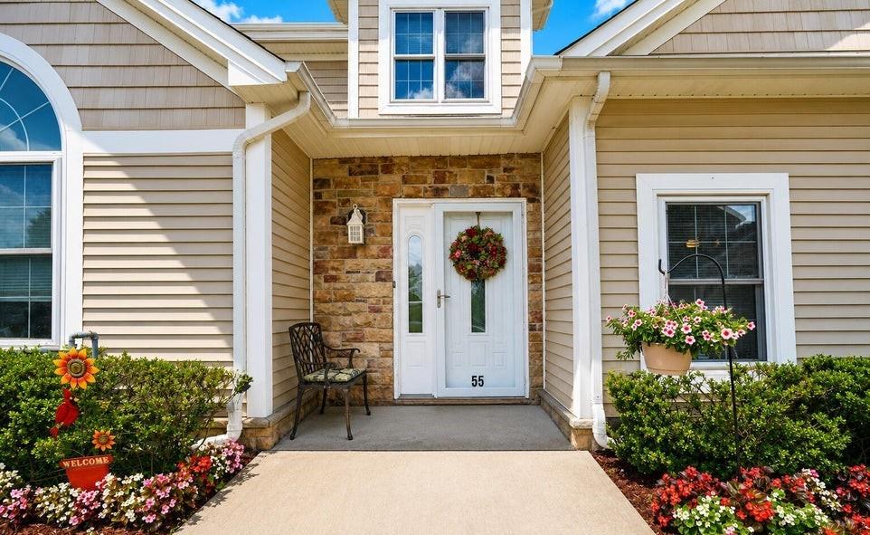 55 Topside Lane Castleton Corners Staten Island NY 10309