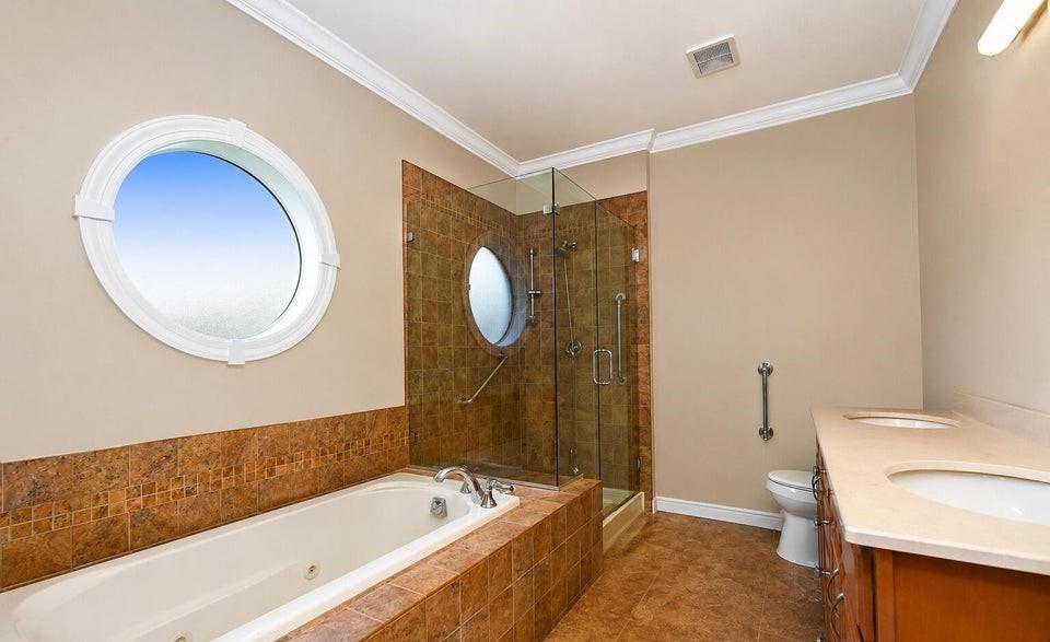 55 Topside Lane Castleton Corners Staten Island NY 10309