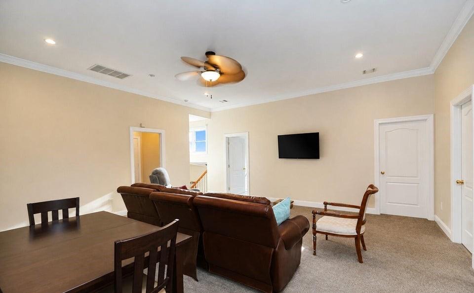 55 Topside Lane Castleton Corners Staten Island NY 10309