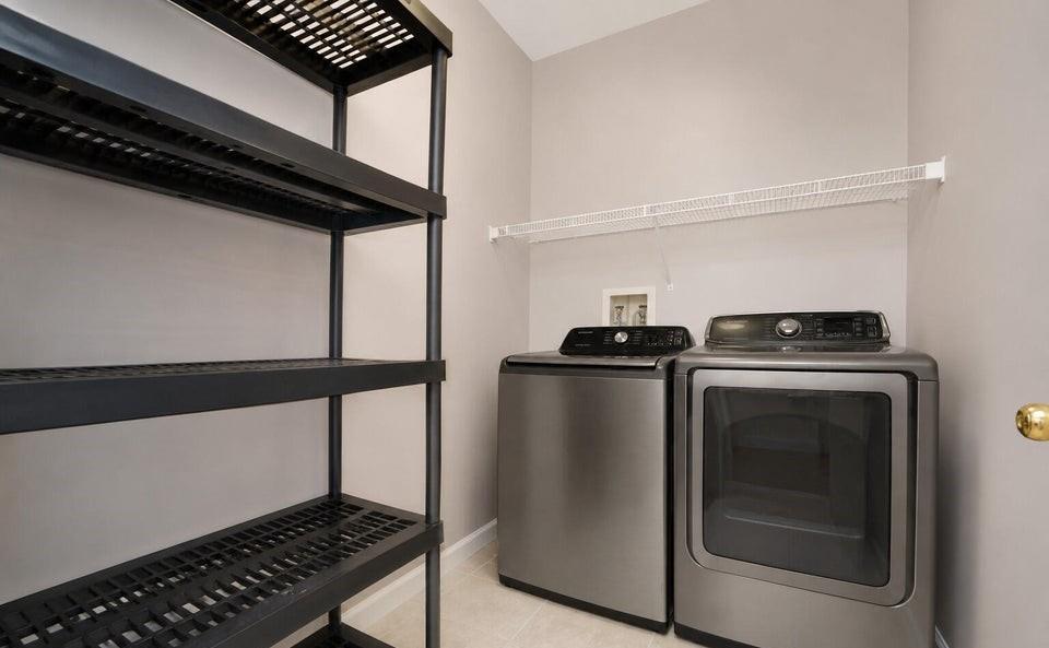 55 Topside Lane Castleton Corners Staten Island NY 10309