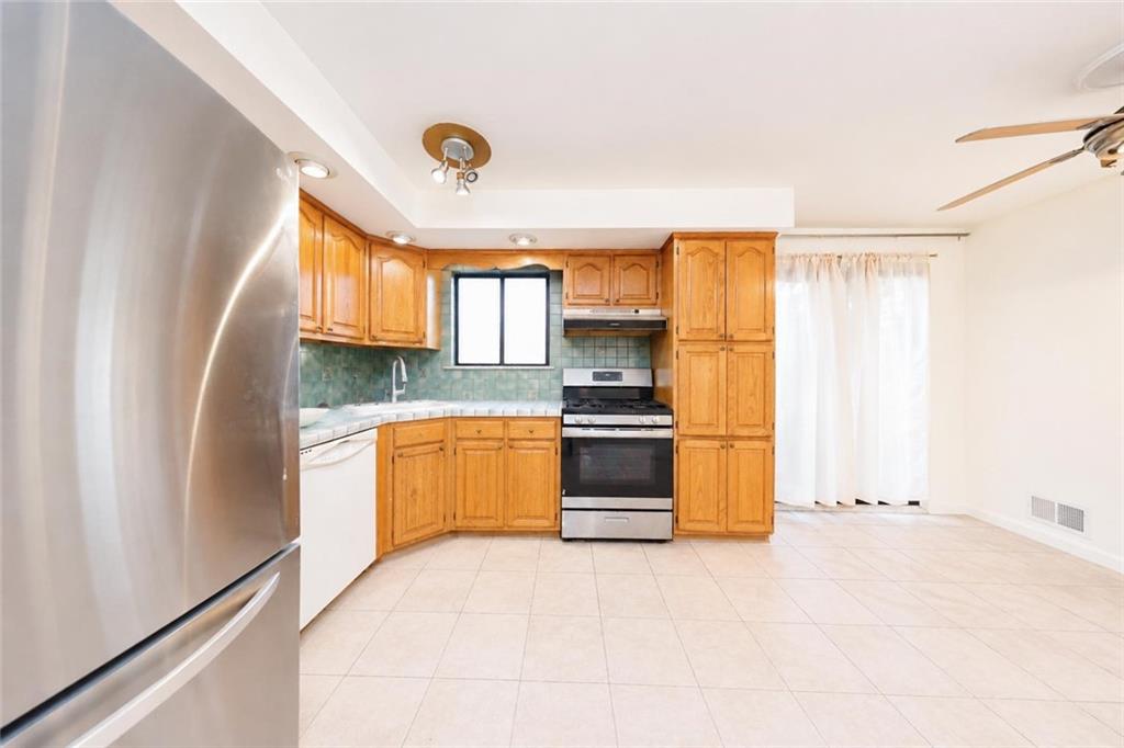 109 Logan Avenue Sunnyside Staten Island NY 10301