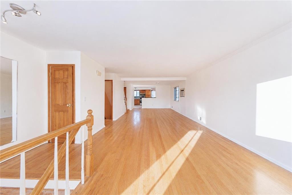 109 Logan Avenue Sunnyside Staten Island NY 10301