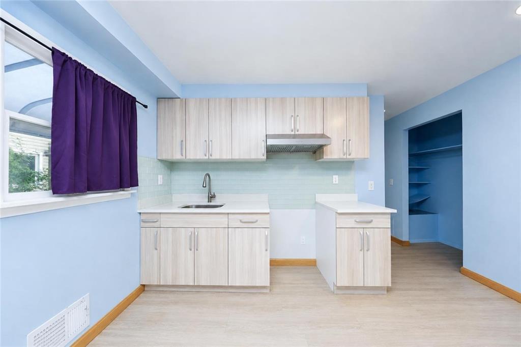 109 Logan Avenue Sunnyside Staten Island NY 10301