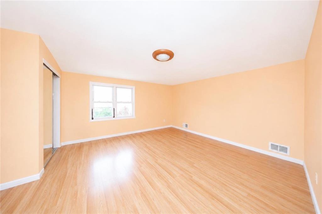 109 Logan Avenue Sunnyside Staten Island NY 10301
