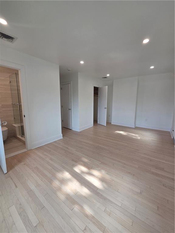 65 Ithaca Ave Out of NYC Hempstead NY 11509
