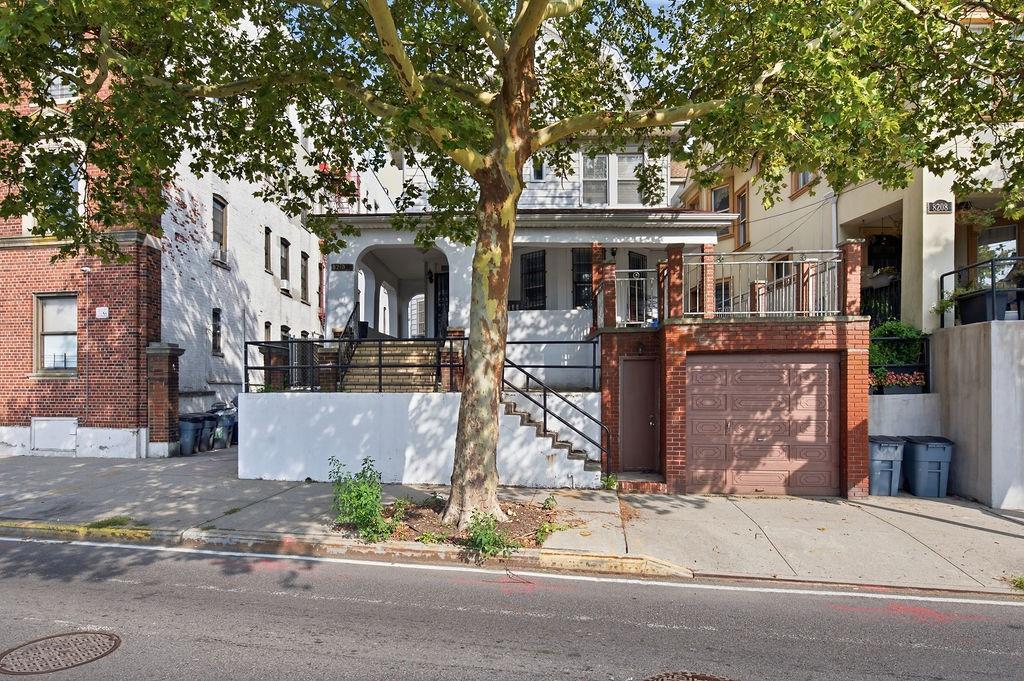 8210 Fort Hamilton Parkway Bay Ridge Brooklyn NY 11209