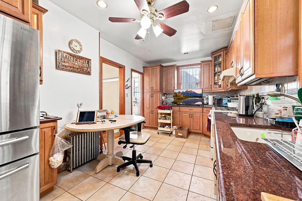 8210 Fort Hamilton Parkway Bay Ridge Brooklyn NY 11209