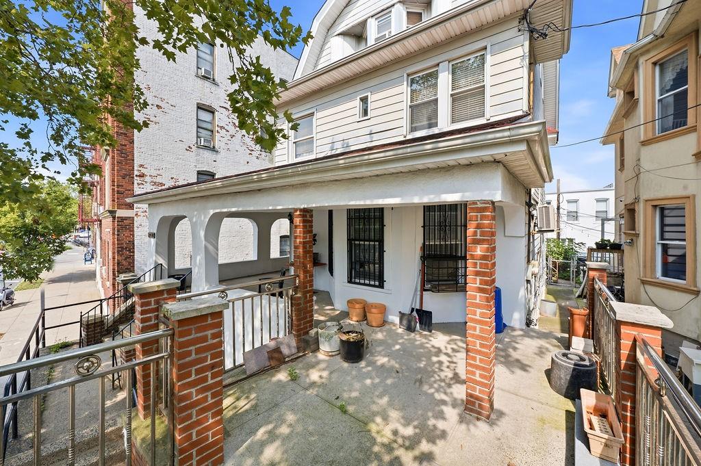 8210 Fort Hamilton Parkway Bay Ridge Brooklyn NY 11209