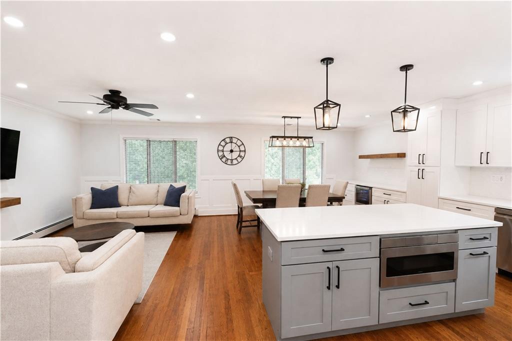 58 Grantwood Avenue Annadale Staten Island NY 10312