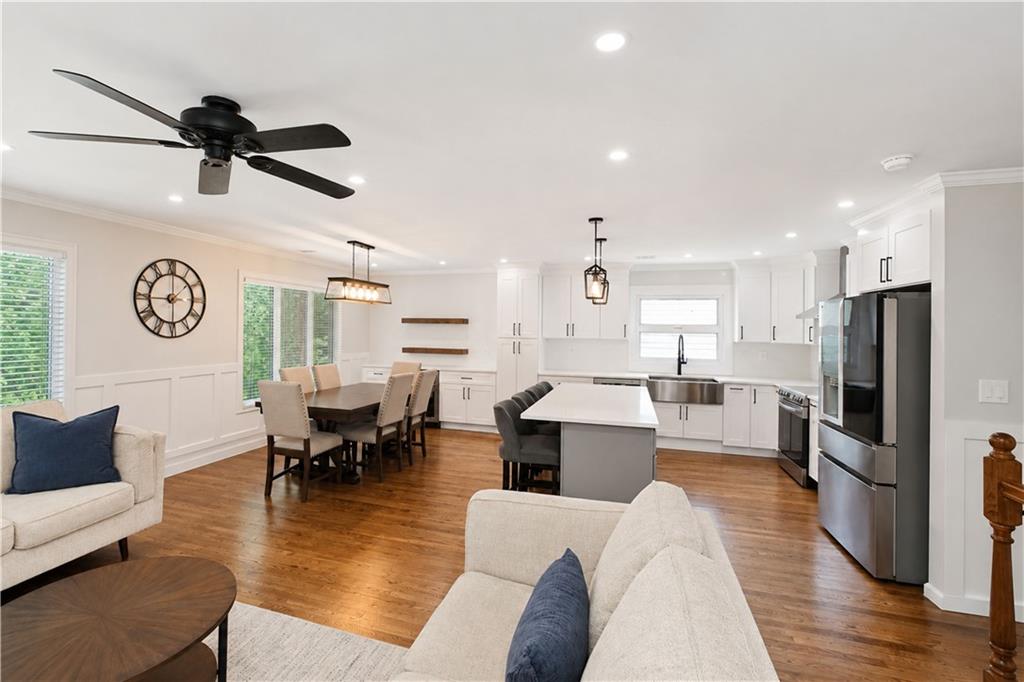 58 Grantwood Avenue Annadale Staten Island NY 10312