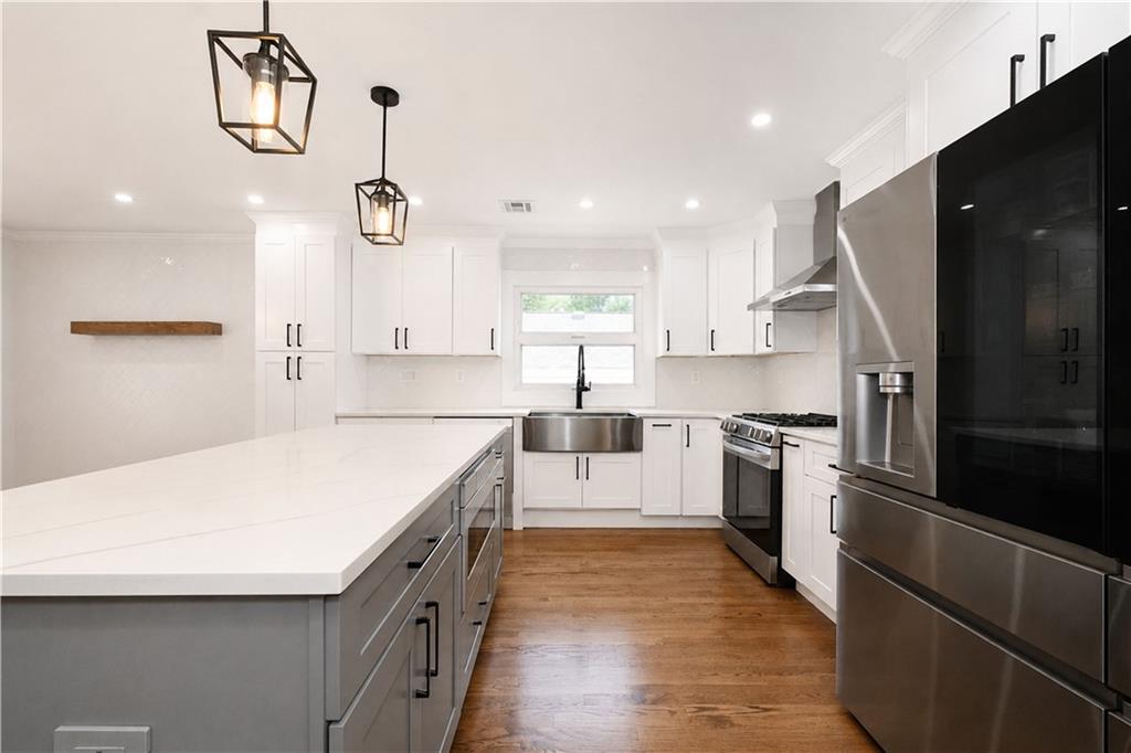 58 Grantwood Avenue Annadale Staten Island NY 10312