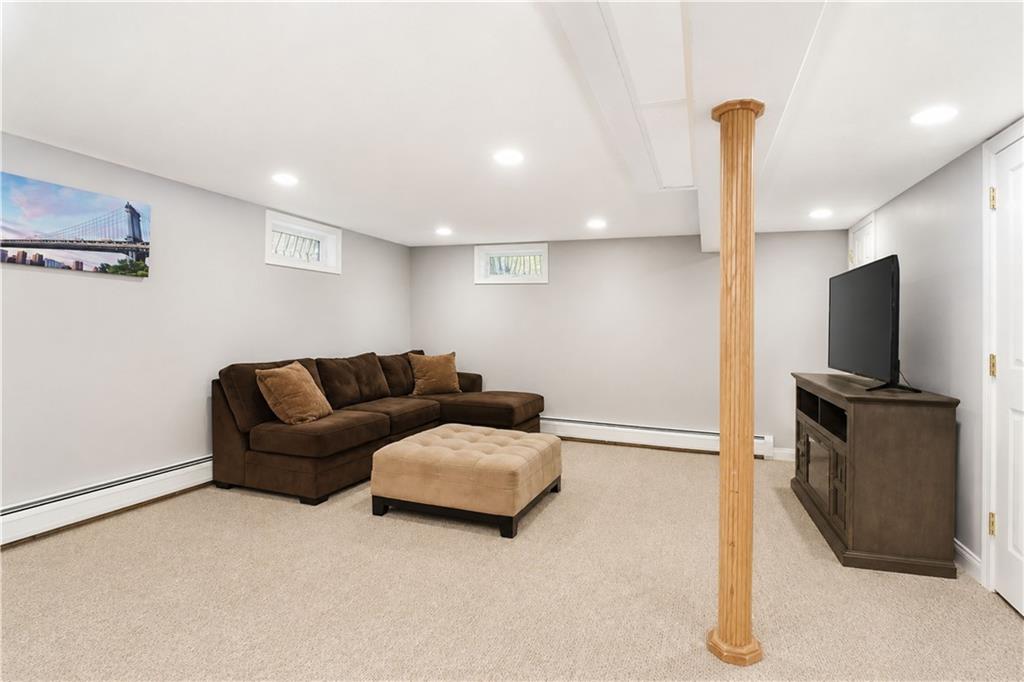 58 Grantwood Avenue Annadale Staten Island NY 10312