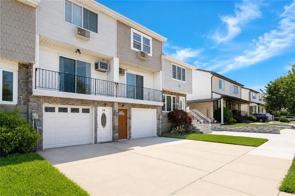 14 Ibsen Avenue Arden Heights Staten Island NY 10312