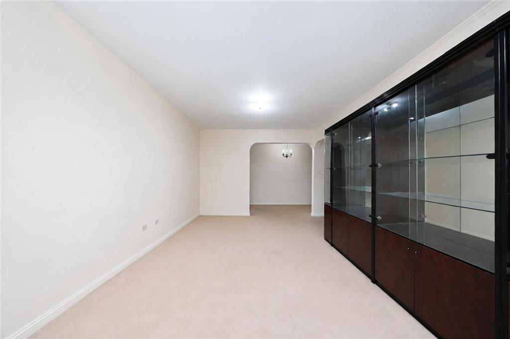 111-50 75th Road Forest Hills Forest Hills NY 11375