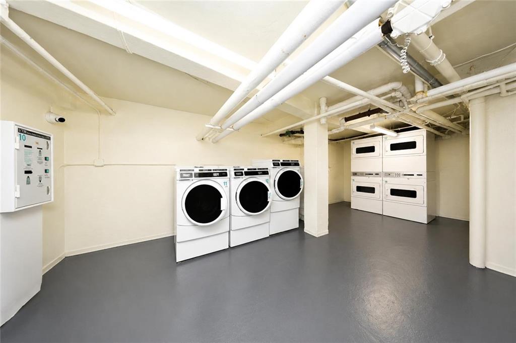 111-50 75th Road Forest Hills Forest Hills NY 11375