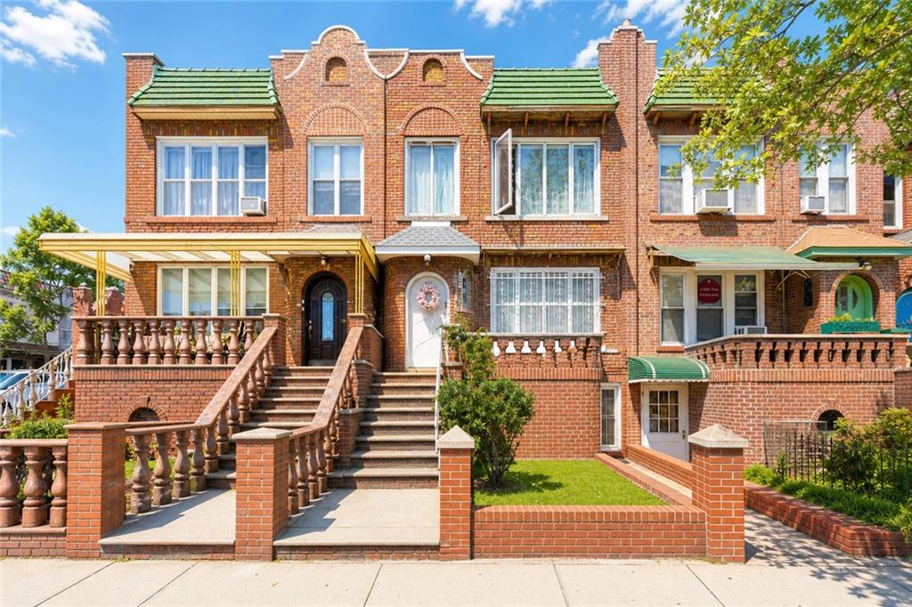 251 Avenue P Bensonhurst Brooklyn NY 11204