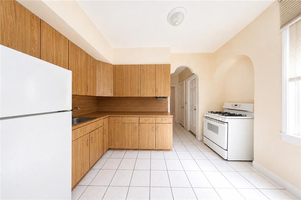 251 Avenue P Bensonhurst Brooklyn NY 11204