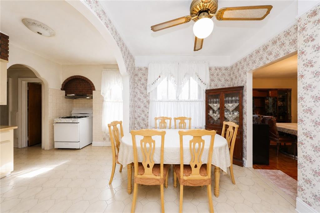251 Avenue P Bensonhurst Brooklyn NY 11204