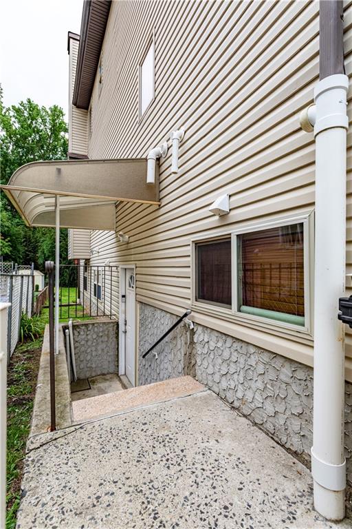 38 Oswald Place Prince's Bay Staten Island NY 10309