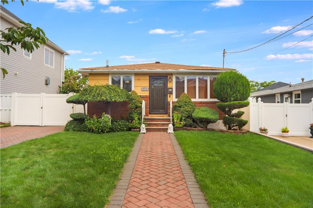 273 Ramona Avenue Huguenot Staten Island NY 10312