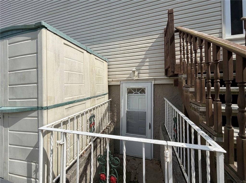 124 East Broadway Way Oakwood Staten Island NY 10306