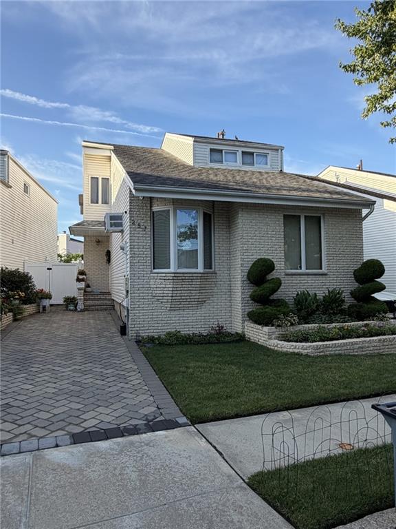 253 Green Valley Road Arden Heights Staten Island NY 10312