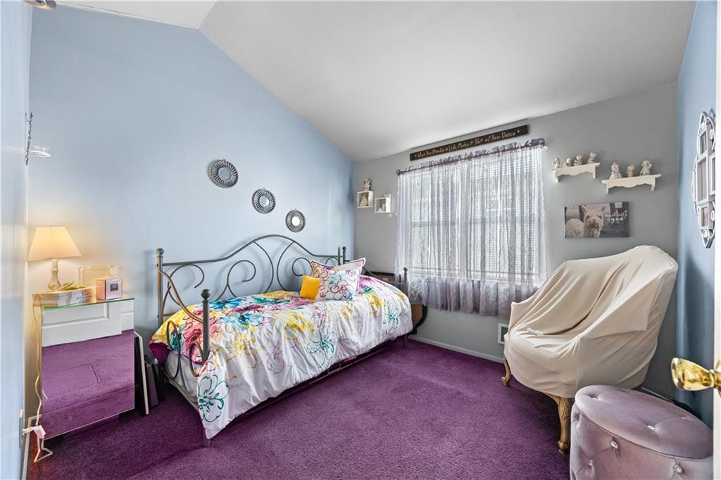 177 Lorraine Loop Rossville Staten Island NY 10309