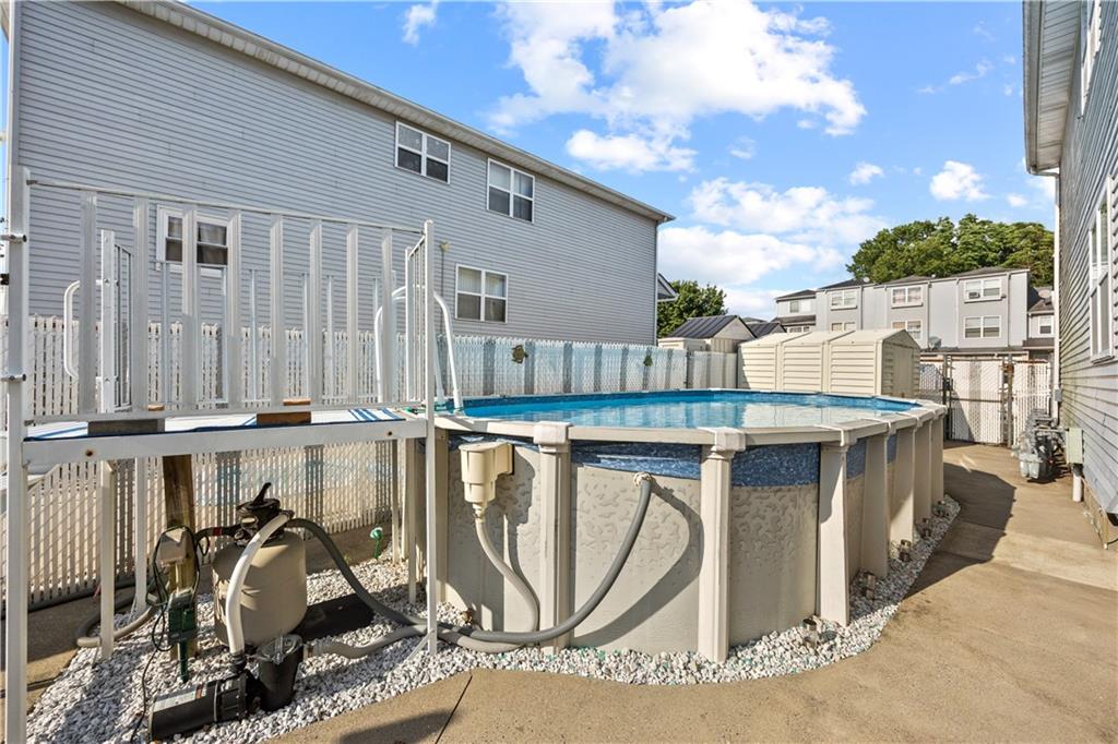 177 Lorraine Loop Rossville Staten Island NY 10309