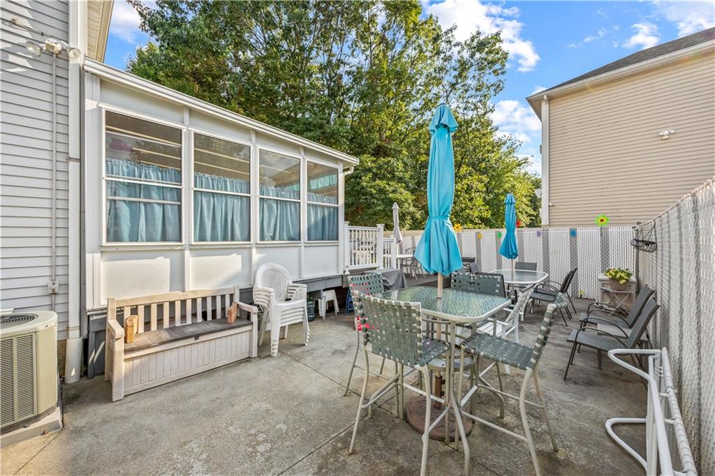 177 Lorraine Loop Rossville Staten Island NY 10309