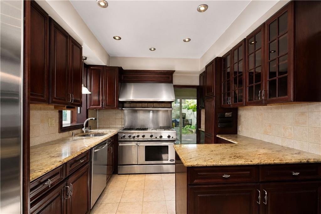 30 East Buchanan Street New Brighton Staten Island NY 10301