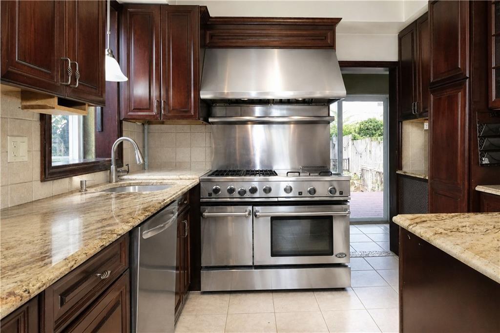 30 East Buchanan Street New Brighton Staten Island NY 10301
