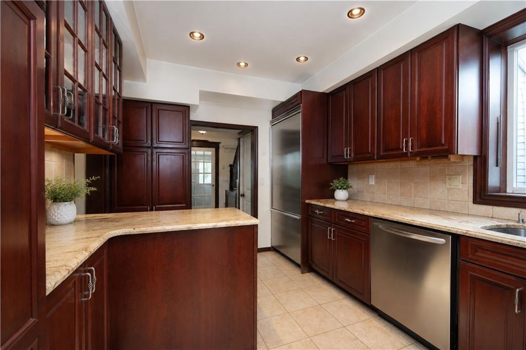 30 East Buchanan Street New Brighton Staten Island NY 10301