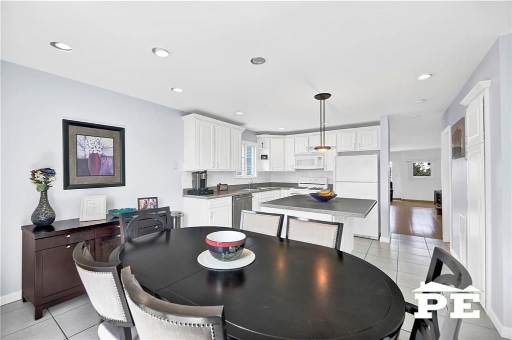 498 Travis Avenue New Springville Staten Island NY 10314