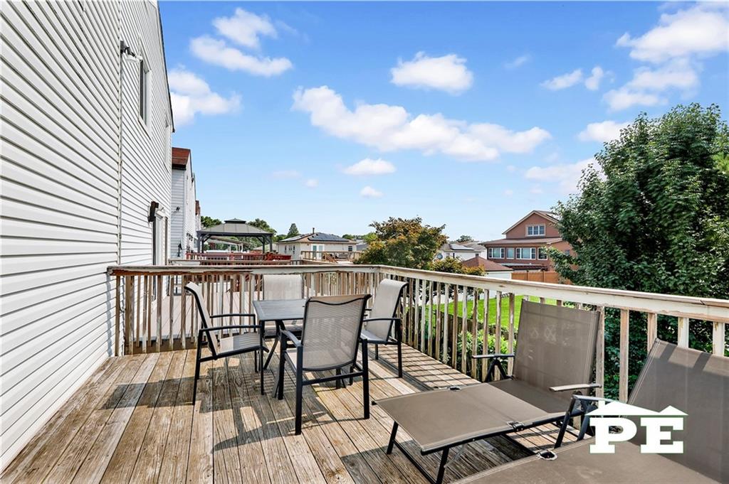 498 Travis Avenue New Springville Staten Island NY 10314