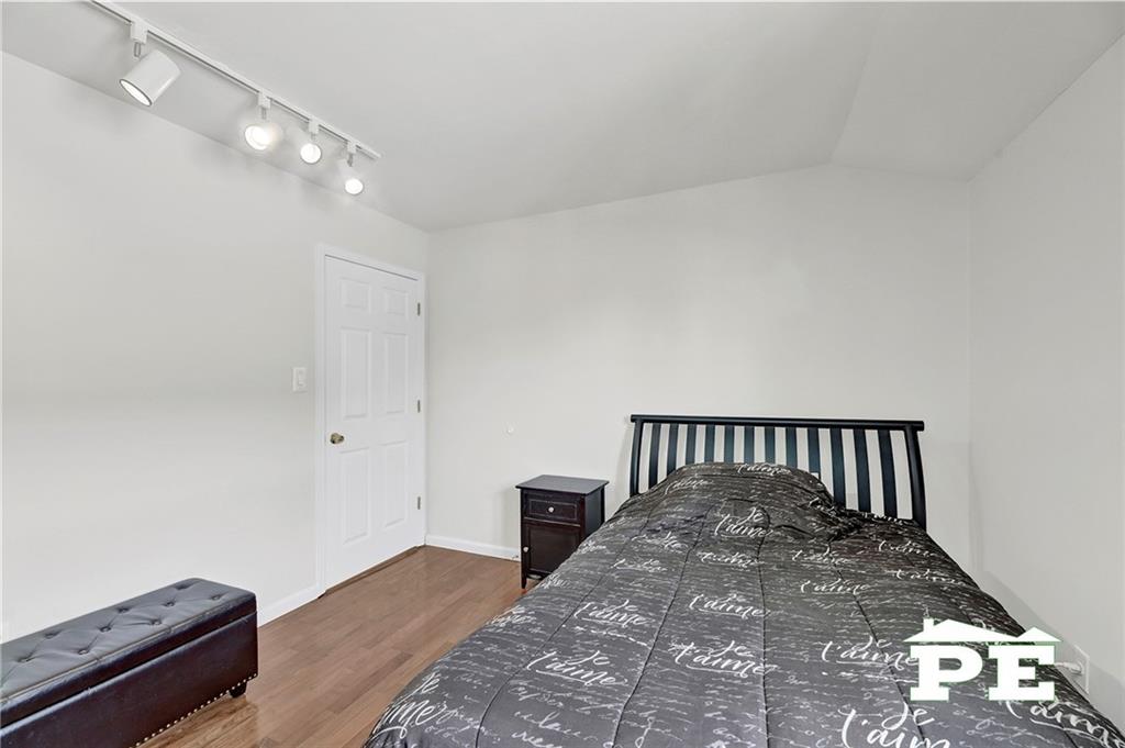 498 Travis Avenue New Springville Staten Island NY 10314