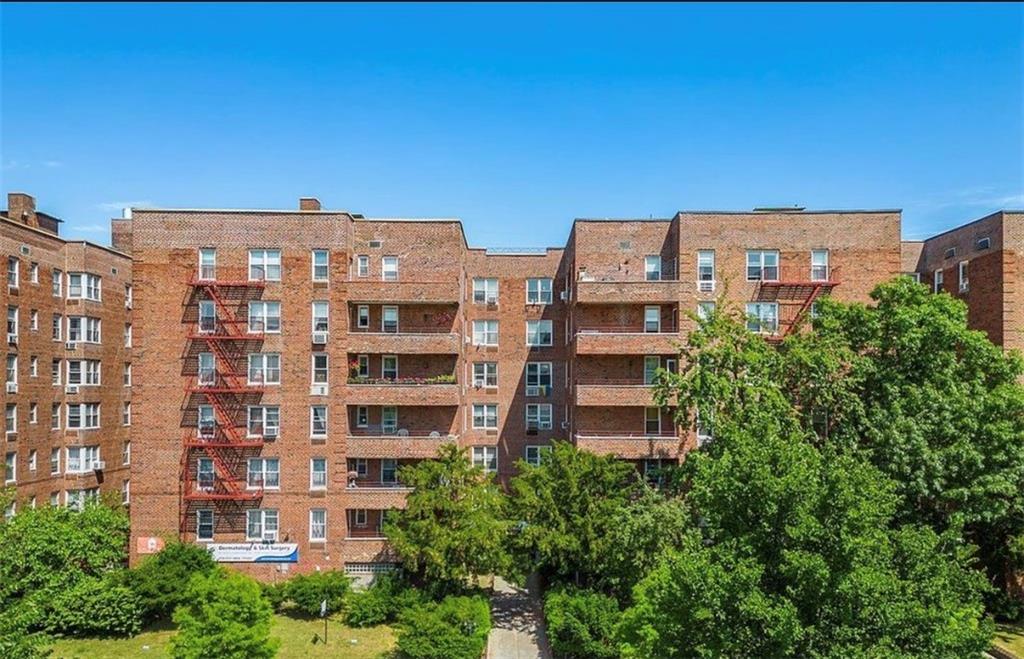 2727 Ocean Parkway Brighton Beach Brooklyn NY 11235
