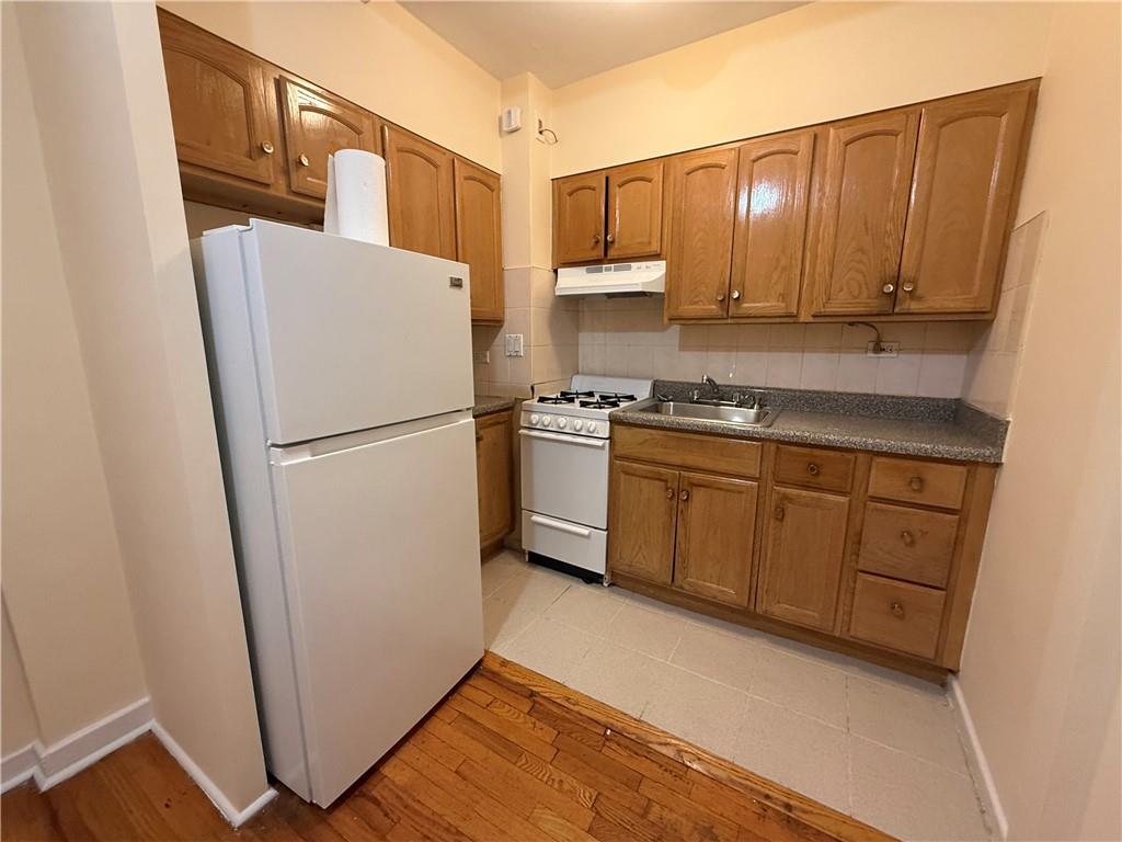 2727 Ocean Parkway Brighton Beach Brooklyn NY 11235