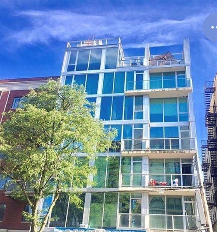 384 Neptune Avenue Brighton Beach Brooklyn NY 11235