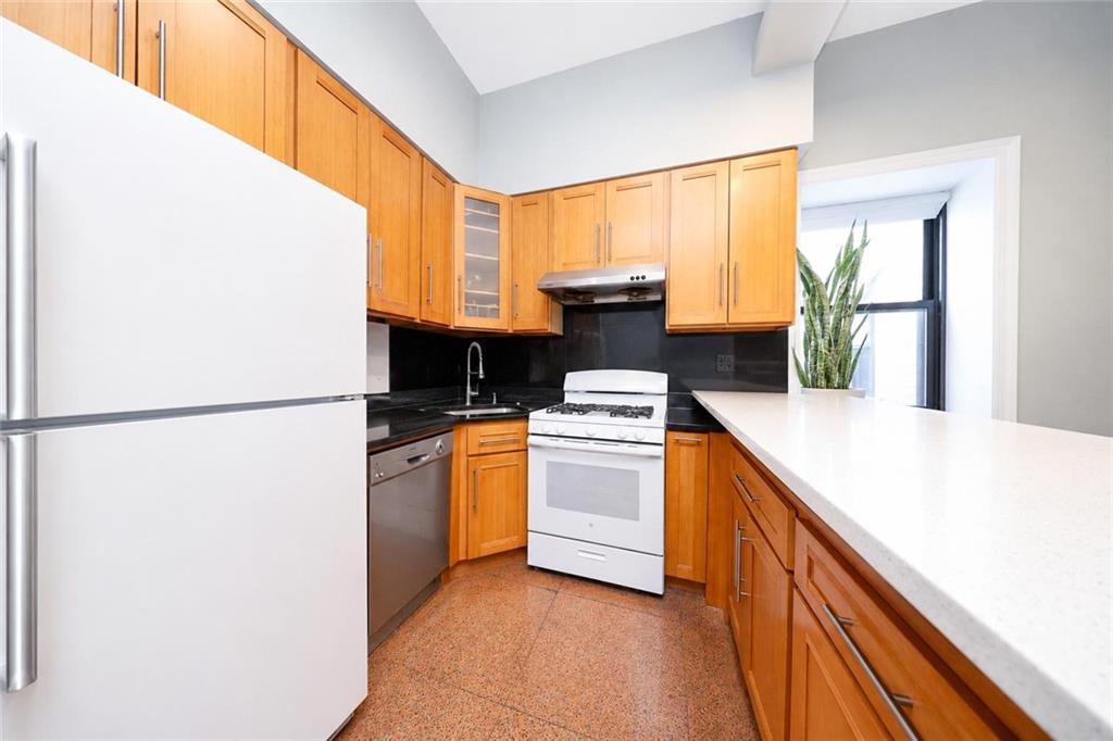 462 52nd Street Sunset Park Brooklyn NY 11220